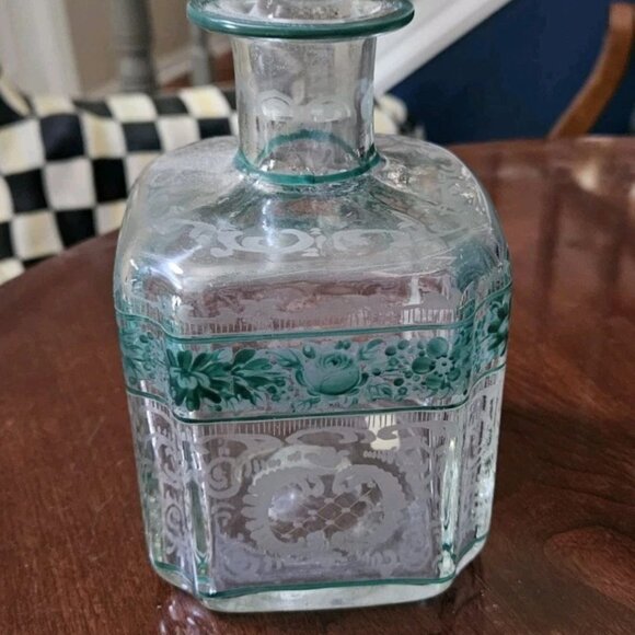 RARE ANTIQUE GREEN ACID ETCHED FLOWER BOTTLE LIQUOR WHISKEY DECANTER STOPPER JAR